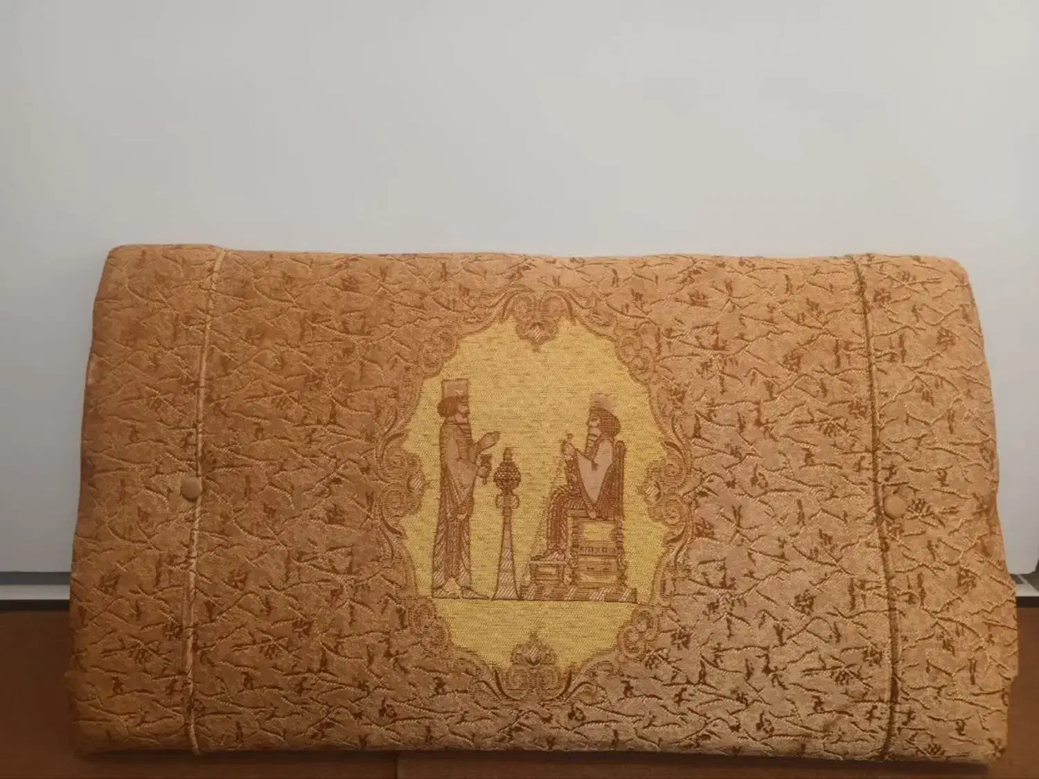 پشتی مخطع8عدد|پشتی|لنجان, |دیوار