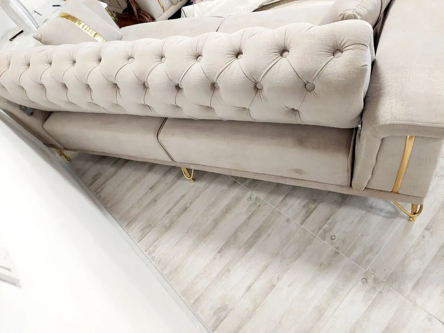 مبل چستر|مبلمان خانگی و میز عسلی|رشت, نیروی دریایی|دیوار