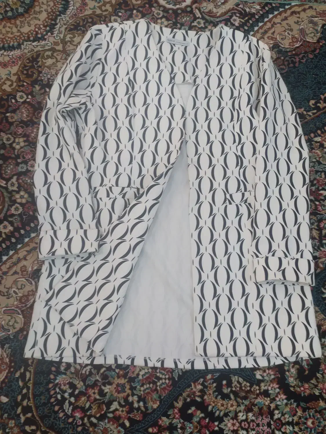 لباس|لباس|همدان, |دیوار