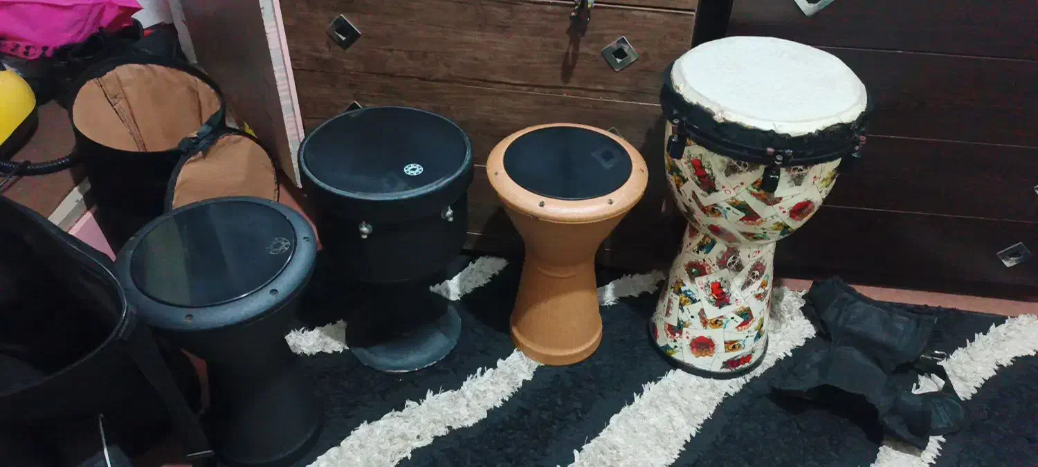 جیمبی و ضرب و تمپو|درام و پرکاشن|رشت, جانبازان|دیوار