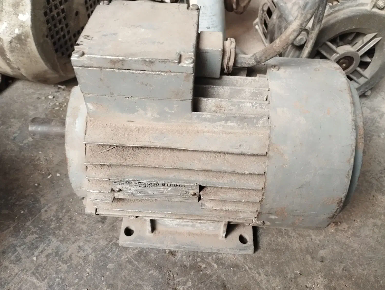 الکترو موتورهای سه فاز سالم قیمت تک در توضیحات|ماشین‌آلات صنعتی|فردیس, شهرک صنعتی سیمین دشت|دیوار