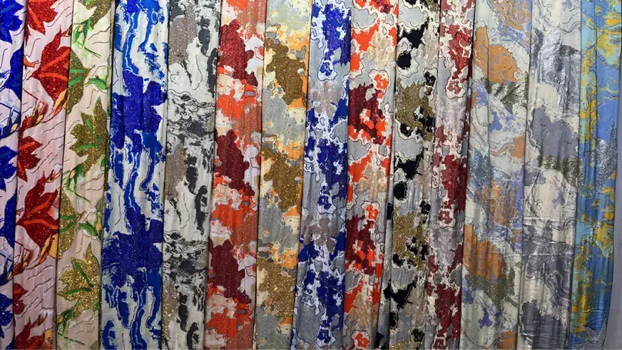 واگذاری مغازه پارچه فروشی در بازار|اجارهٔ مغازه و غرفه|زاهدان, |دیوار