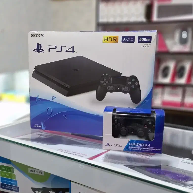 کنسول ps4 slim به همراه پک کامل جانبی|کنسول، بازی ویدئویی و آنلاین|آستانه اشرفیه, |دیوار