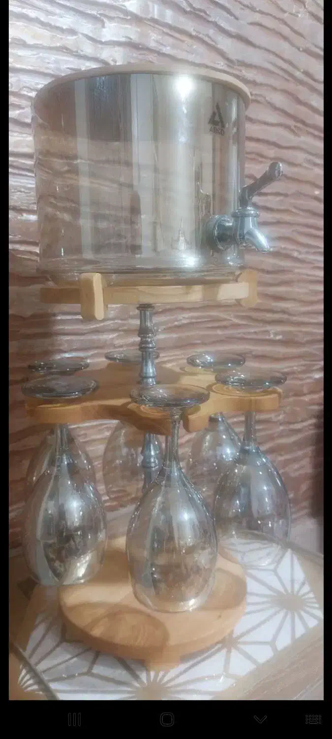 یک تخته فرش دستباف ۹متری و یک عدد شربت خوری|فرش|بندرعباس, |دیوار