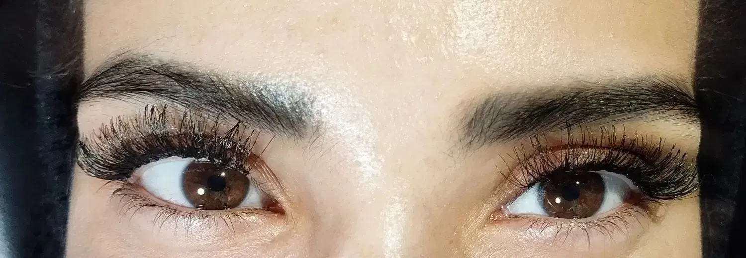 مدل مژه و ناخن برای تکمیل آلبوم|خدمات آرایشگری و زیبایی|خرم‌آباد, |دیوار