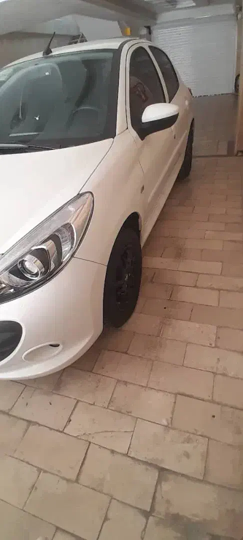 پژو ۲۰۷ اتومات ارتقا یافته مدل ۴۰۳ در حد|خودرو سواری و وانت|تهران, جنتآباد جنوبی|دیوار