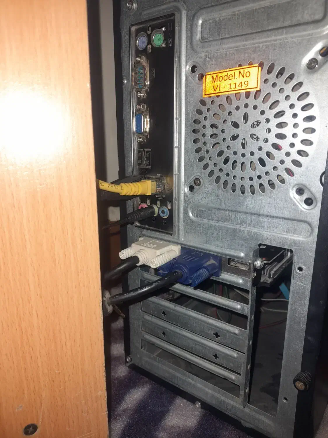 کامپیوتر|رایانه رومیزی|نهاوند, |دیوار