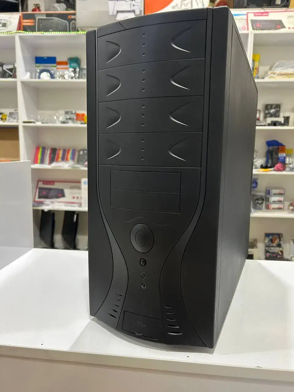 حرفه ای گیمینگ گرافیکی نسل10 قیمت استثنایی|رایانه رومیزی|قزوین, |دیوار