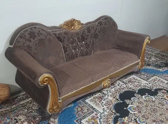 مبل ۷نفره|مبلمان خانگی و میز عسلی|هشتگرد, شهرک بعثت|دیوار