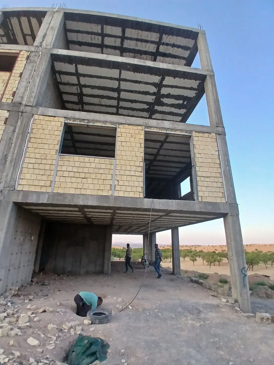 ساختمان اسکله|فروش آپارتمان|سامان, |دیوار