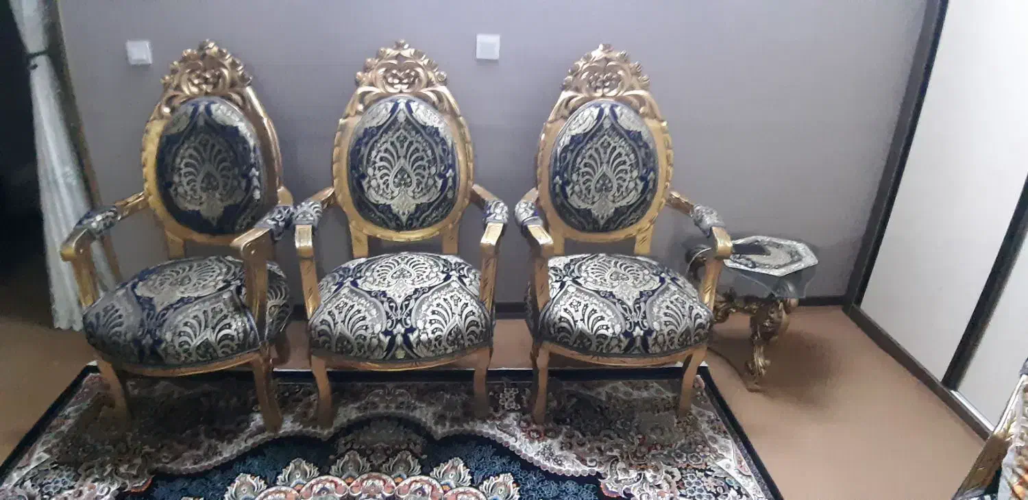 مبل سلطنتی 9 نفره با میز جلو مبلی و  میز عسلی|مبلمان خانگی و میز عسلی|شاهرود, |دیوار