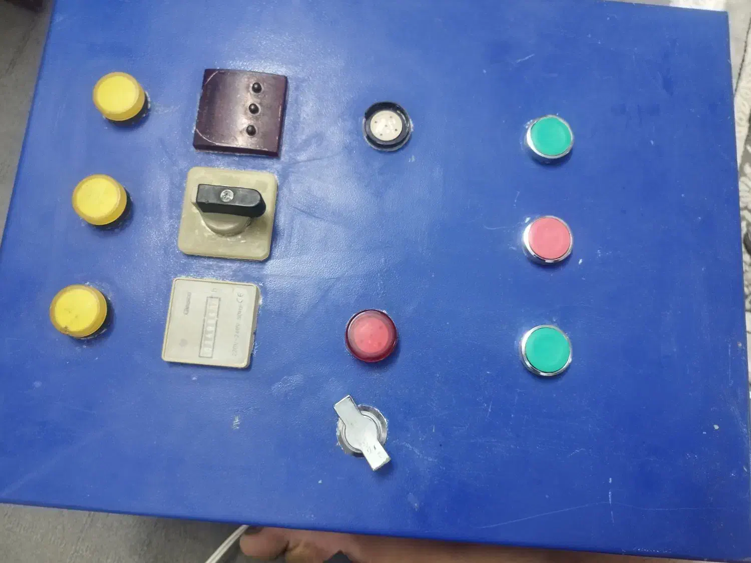 تابلو برق|ماشینآلات صنعتی|شهمیرزاد, |دیوار