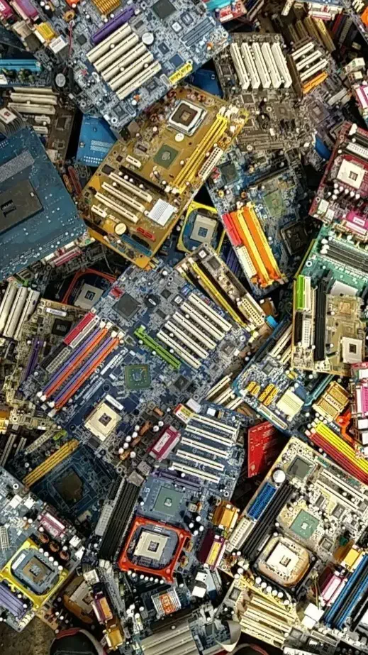 جمع کردن کیس های خراب قدیمی وسوخته|قطعات و لوازم جانبی رایانه|گلپایگان, |دیوار