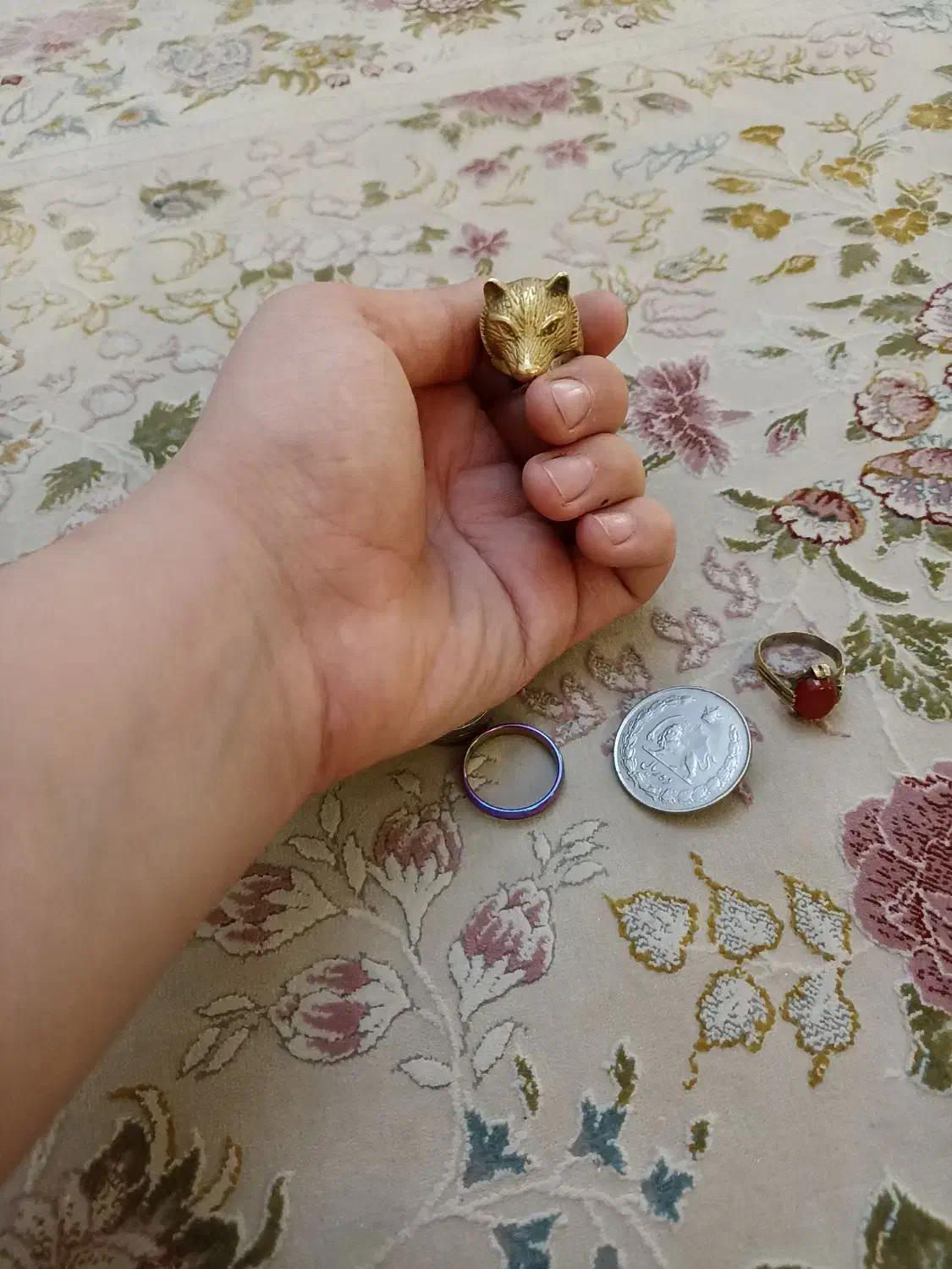 تعدادی انگشتر فروش و معاوضه|جواهرات|تهران, کیانشهر|دیوار