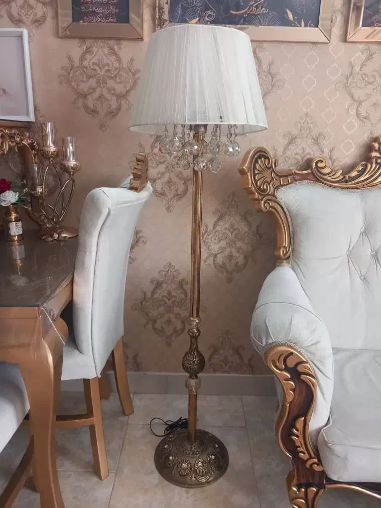 اباژور|چراغ خواب و آباژور|قرچک, شهرک الحدید|دیوار