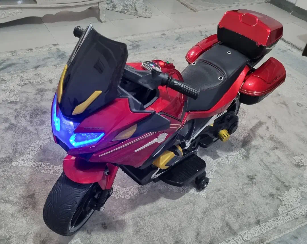 موتورشارژی هردوتا ۱۸تومن|اسباببازی بچه|کوچصفهان, |دیوار