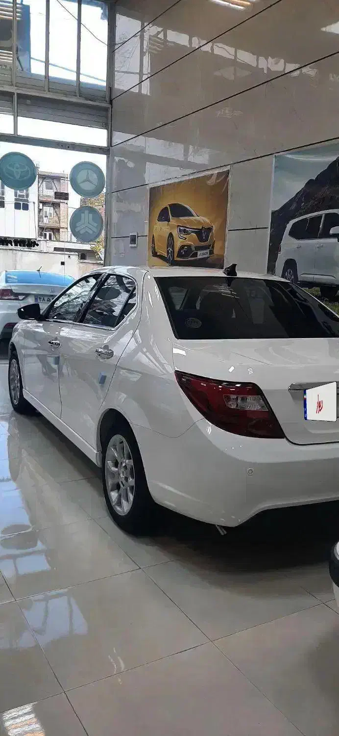 دنا پلاس۶ دنده توربو صفر خشک مدل ۱۴۰۱.۹|خودرو سواری و وانت|کرمانشاه, |دیوار