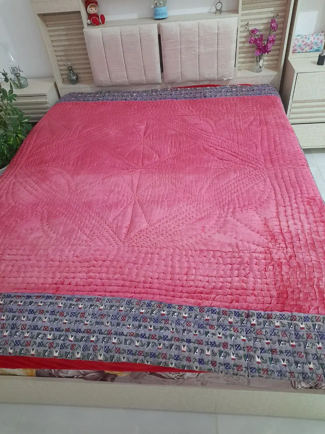 لحاف دو دردو متر درحدنو استفاده نشده زیاد|سرویس روتختی|قروه, |دیوار