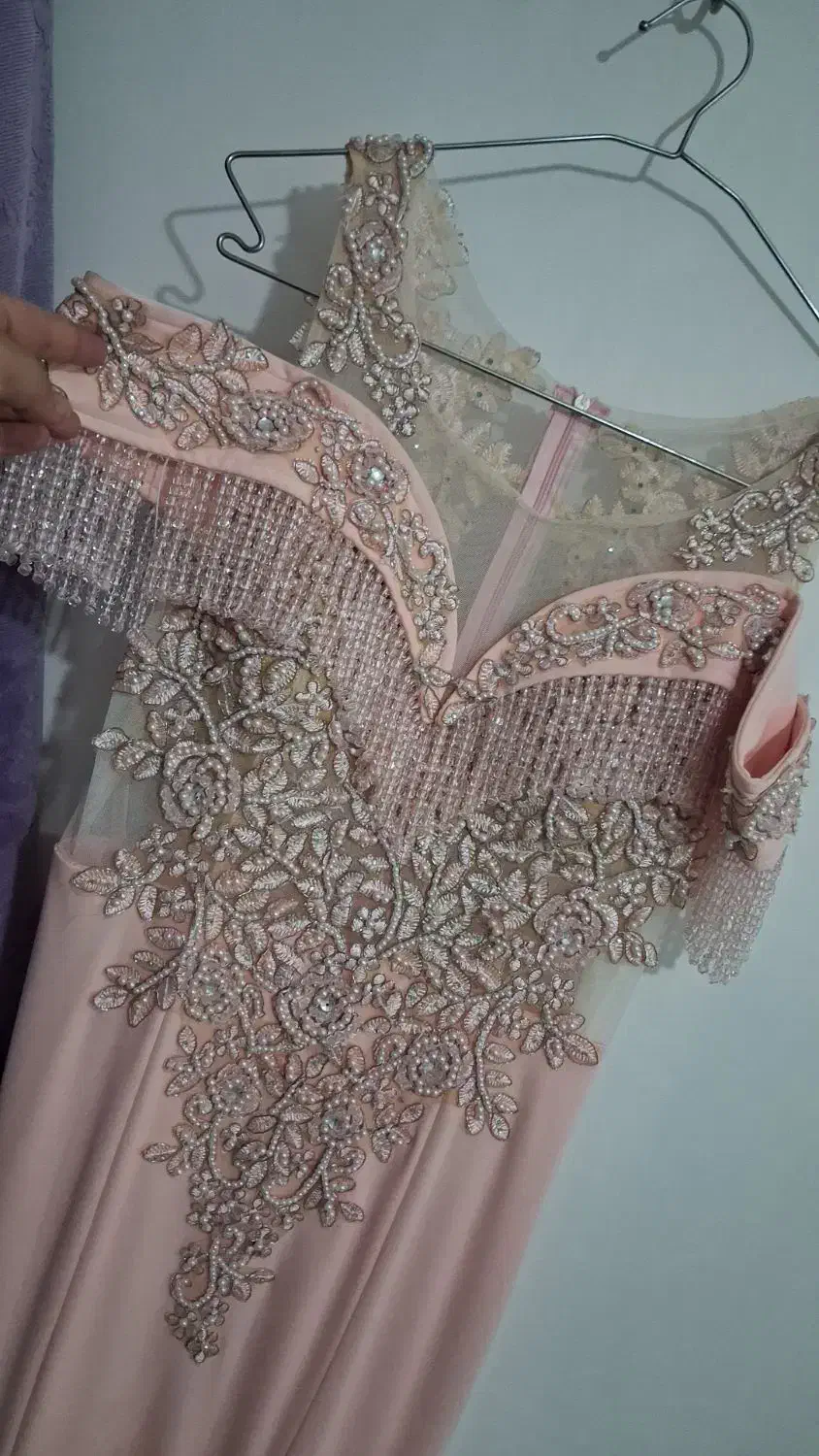 لباس مجلسی|لباس|خاوران, |دیوار