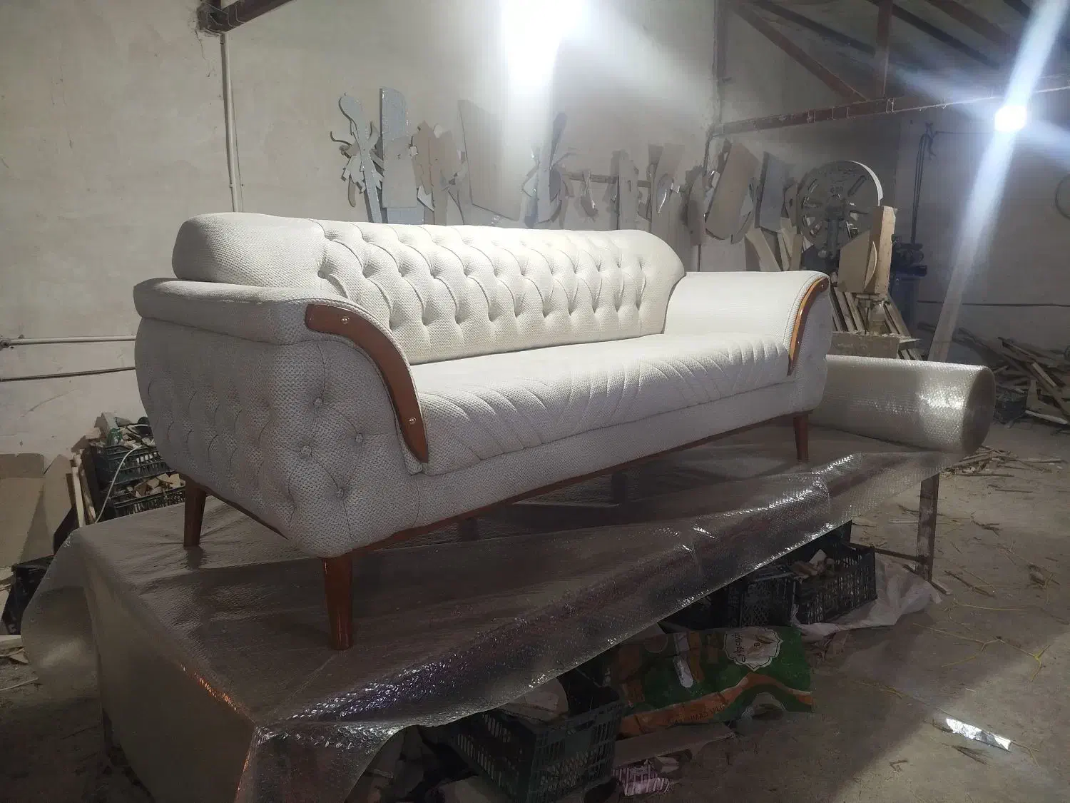 موجود دارم بیا پسند کن|مبلمان خانگی و میز عسلی|سلماس, |دیوار