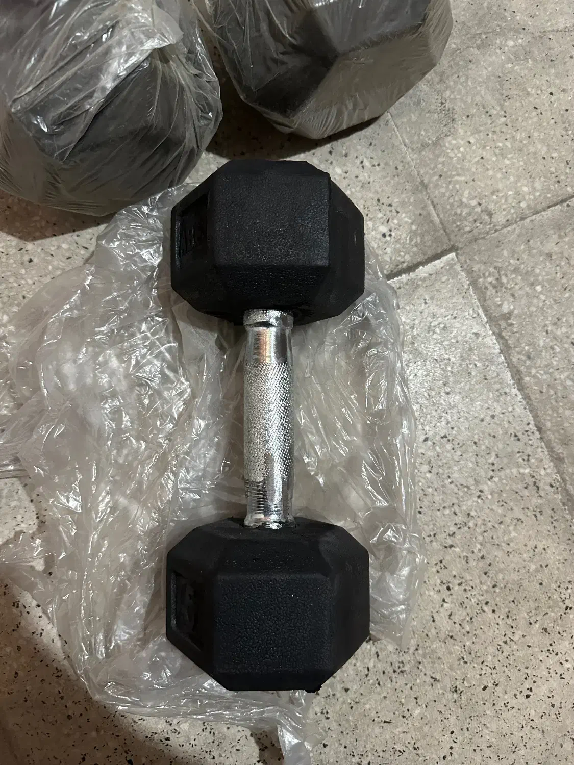 دمبل ۲ و ۵ و ۱۰ کیلویی|تجهیزات ورزشی|ری, شهرری|دیوار