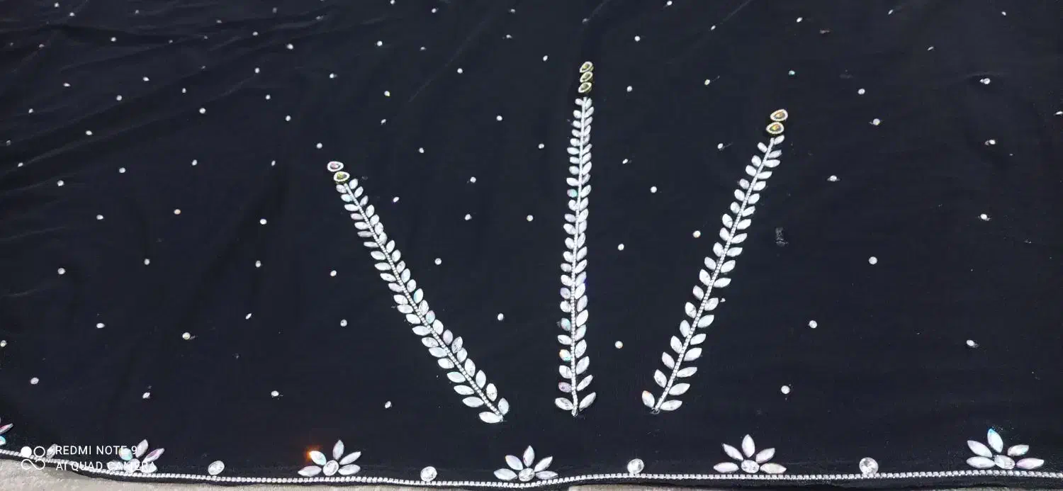 شال سنگ کاری شده مخصوص روز زن ومادر|لباس|کهنوج, |دیوار