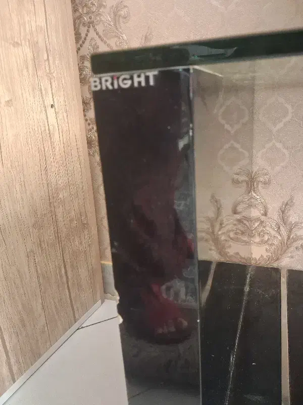 میزتلویزیون رایگان|میز تلویزیون|اندیشه, اندیشه فاز ۱|دیوار