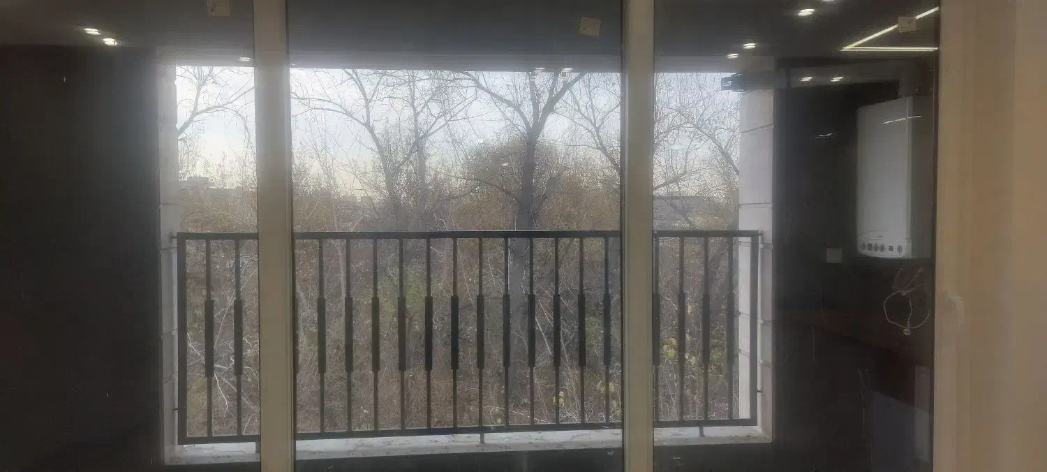 ۱۹۵ متر سه خوابه نوساز کلید نخورده  بدون مشابه