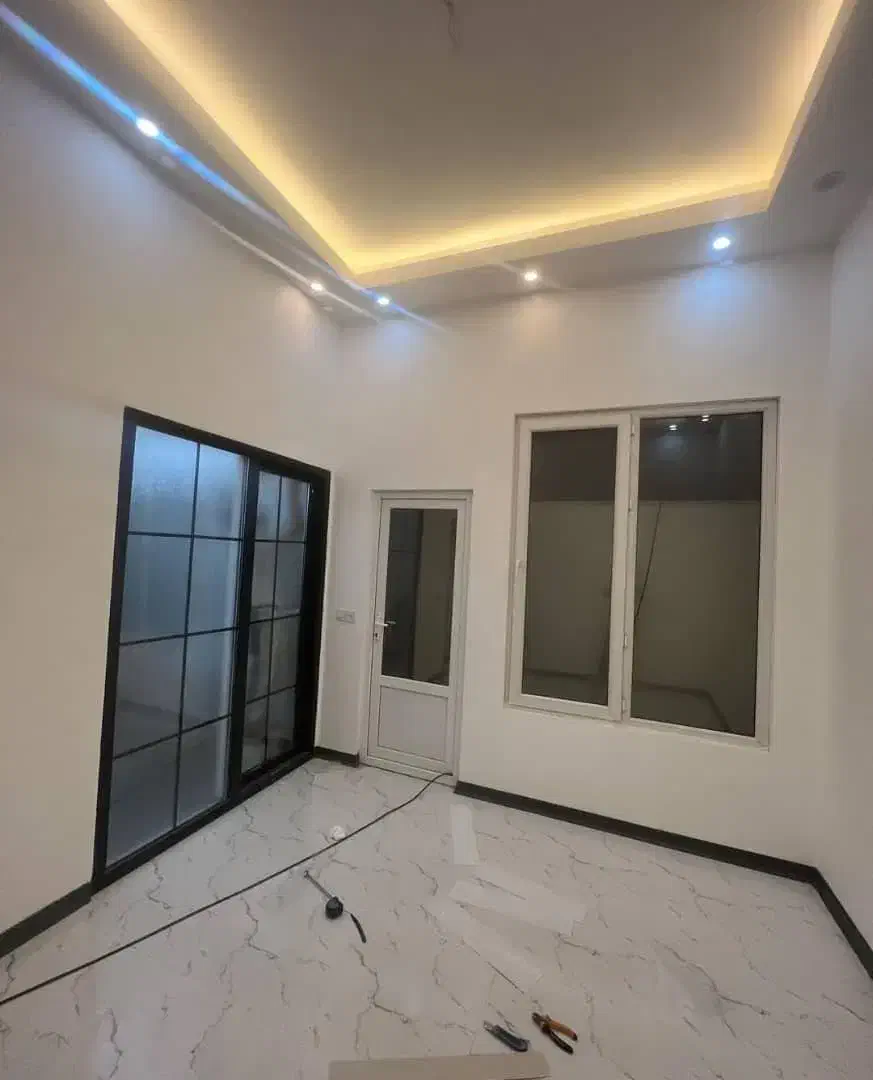 ساخت انواع درب و پنجره دوجداره|خدمات پیشه و مهارت|ری, بازار آهن|دیوار