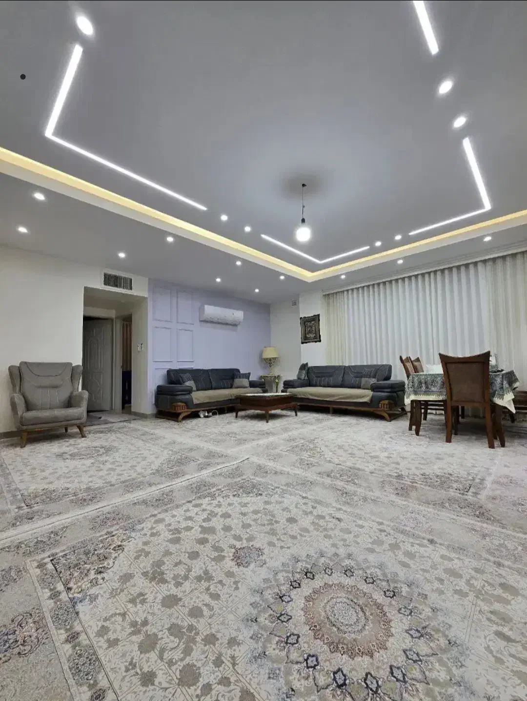 ۹۵متر سندار وامدار ۸۰۰ میلیون نقدینگی وام دار VIP|فروش آپارتمان|فردیس, فردیس|دیوار