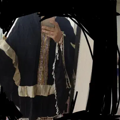 مانتو پانچ|لباس|تهران, امام زاده حسن|دیوار