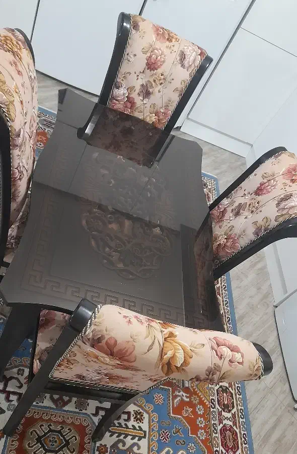 غذا خوری چهار نفره|میز و صندلی غذاخوری|قره چای, |دیوار