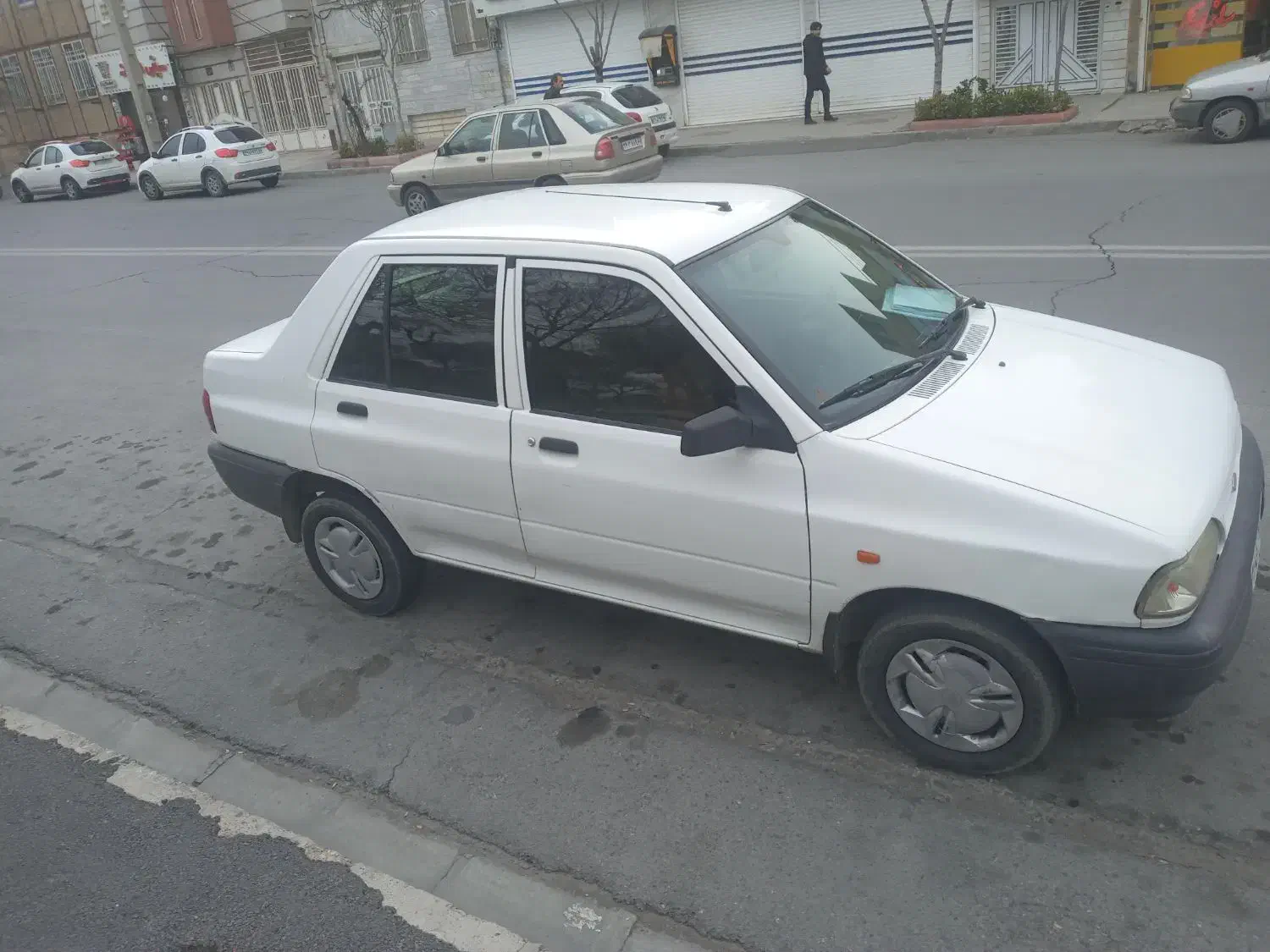 پراید۱۳۱سفید|خودرو سواری و وانت|اراک, |دیوار