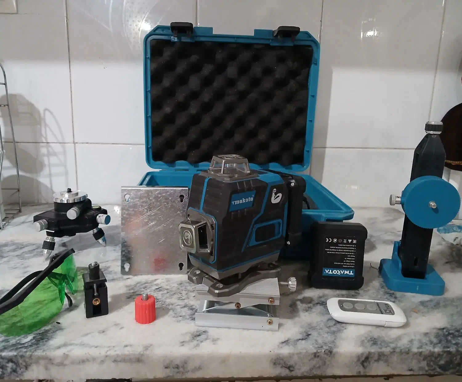 تراز لیزری ماکوتا|ابزارآلات|گناباد, |دیوار