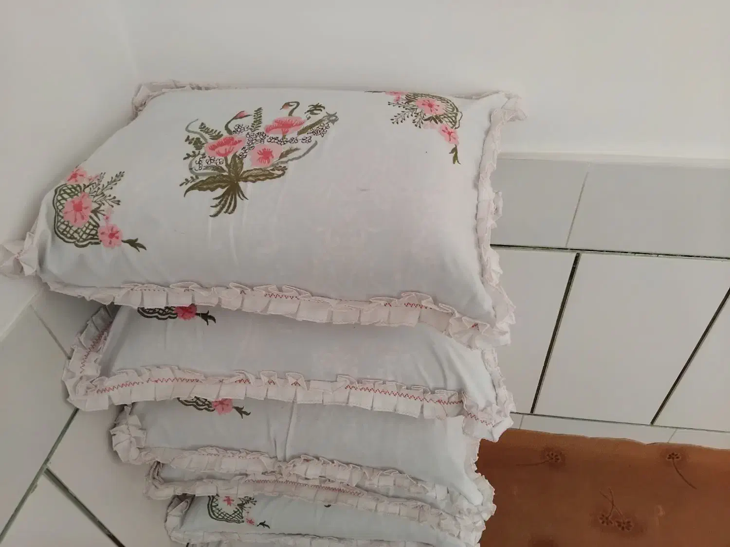 پشتی بزرگ پرگل مجلسی اصفهان|پشتی|زیباشهر, |دیوار