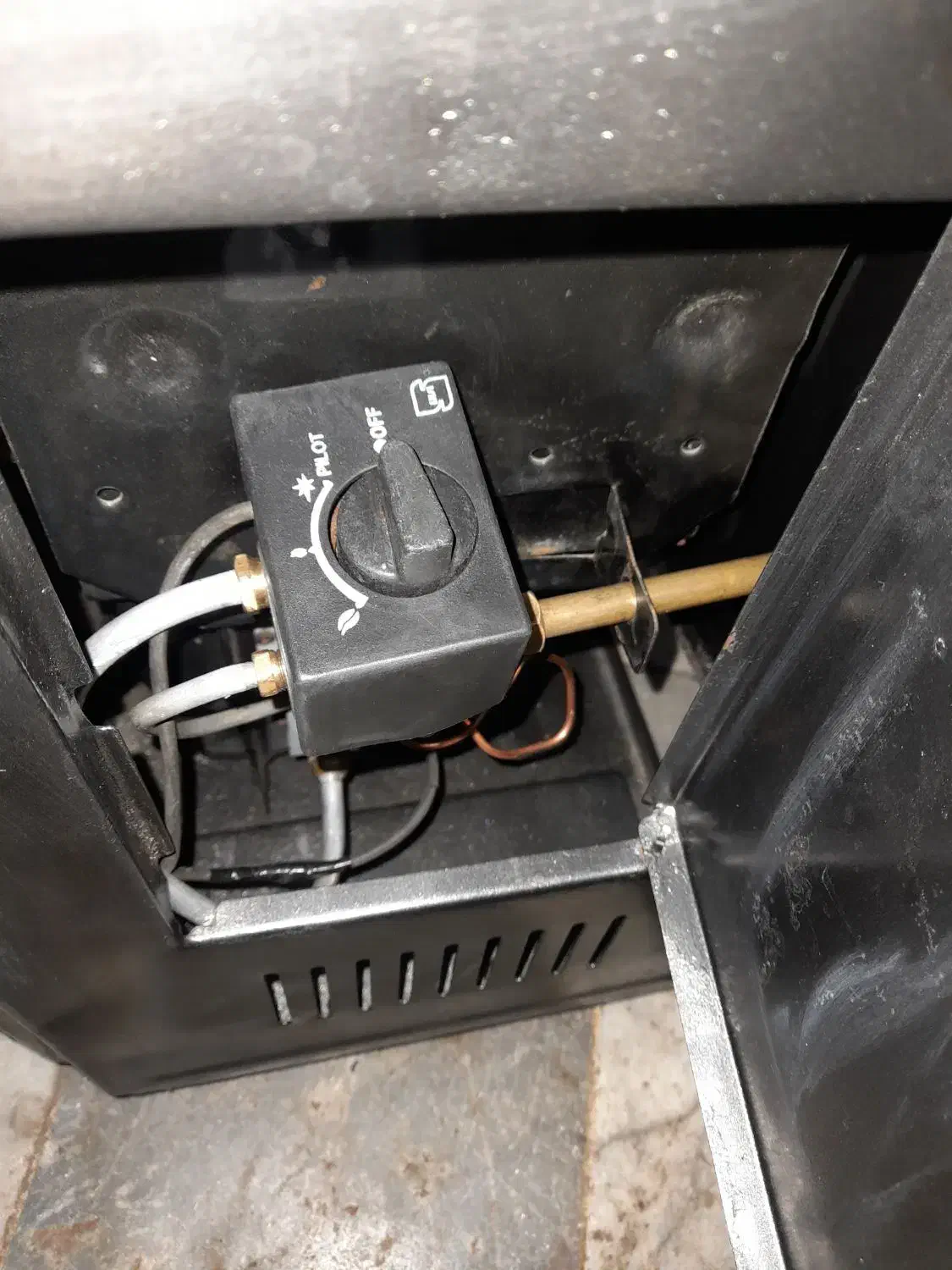 بخاری ایران شرق|بخاری، هیتر، شومینه|علی‌آباد کتول, |دیوار