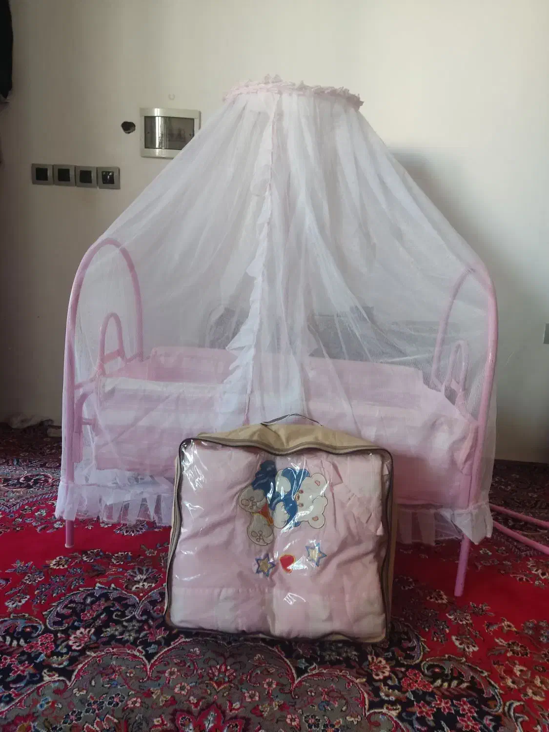 گهواره|تخت و صندلی بچه|کرمانشاه, |دیوار