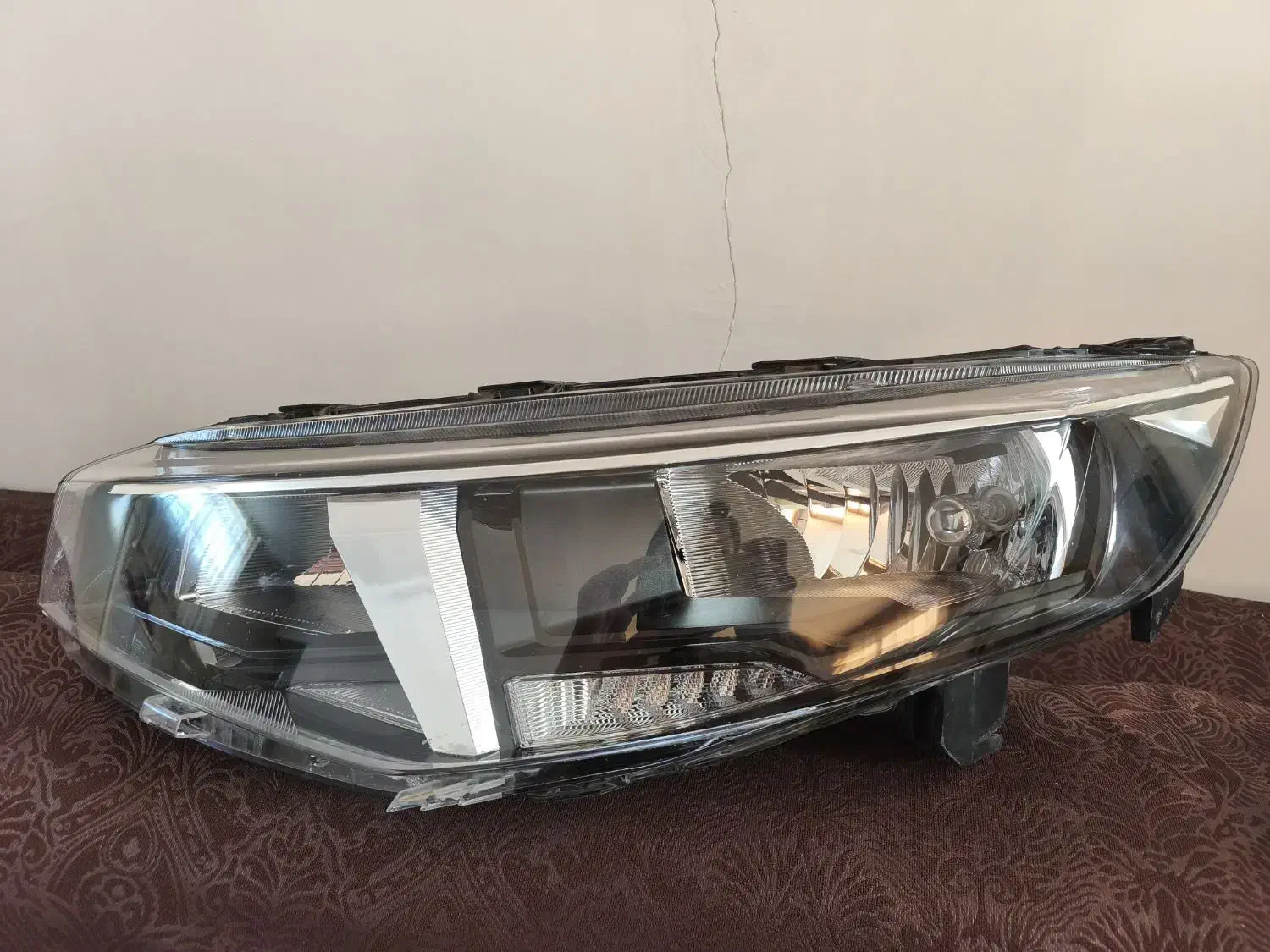 چراغ جلو تارا|قطعات یدکی و لوازم جانبی|خمینیشهر, |دیوار