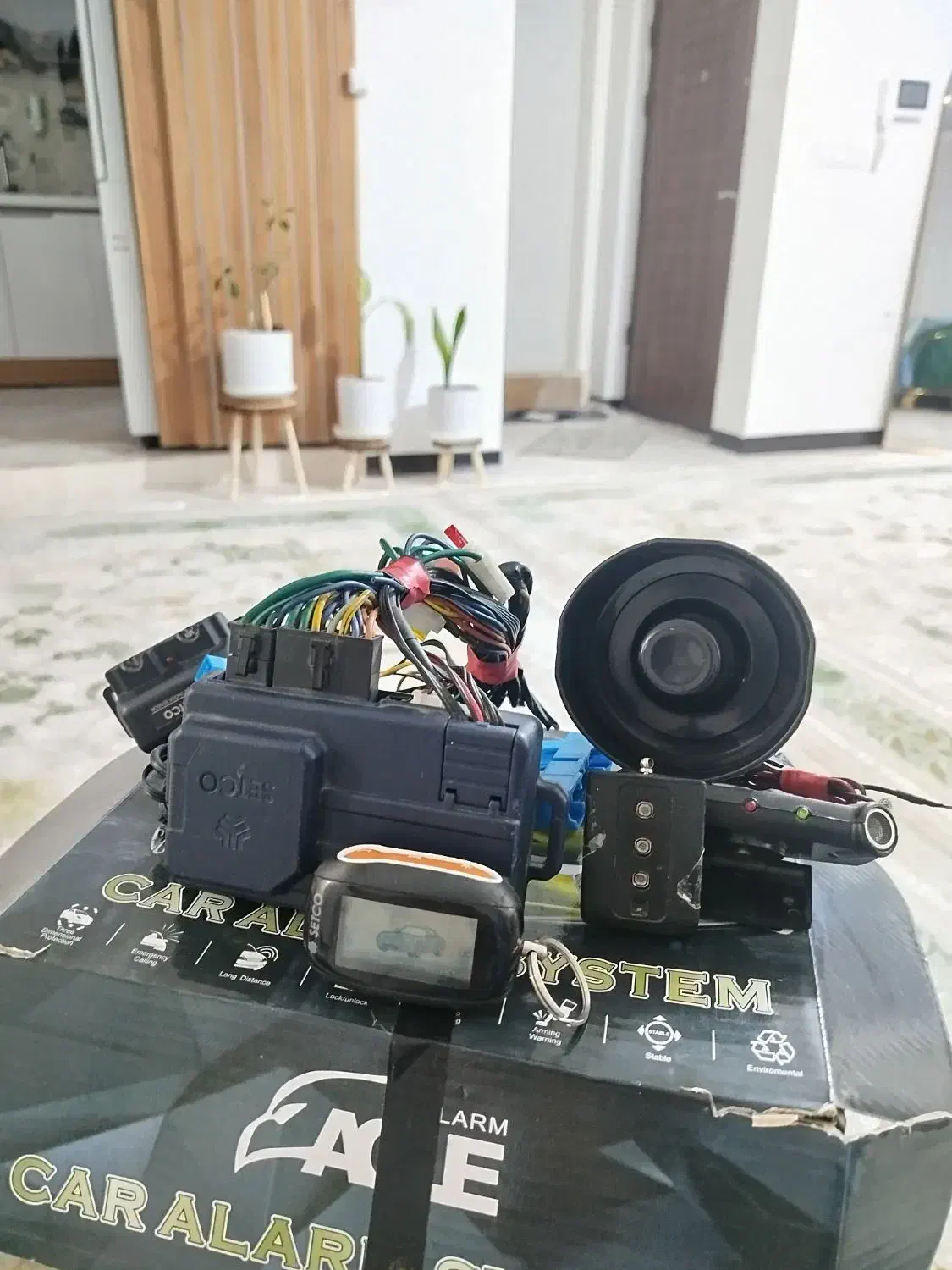 دزدگیر+بوق1011|قطعات یدکی و لوازم جانبی|ساوه, |دیوار