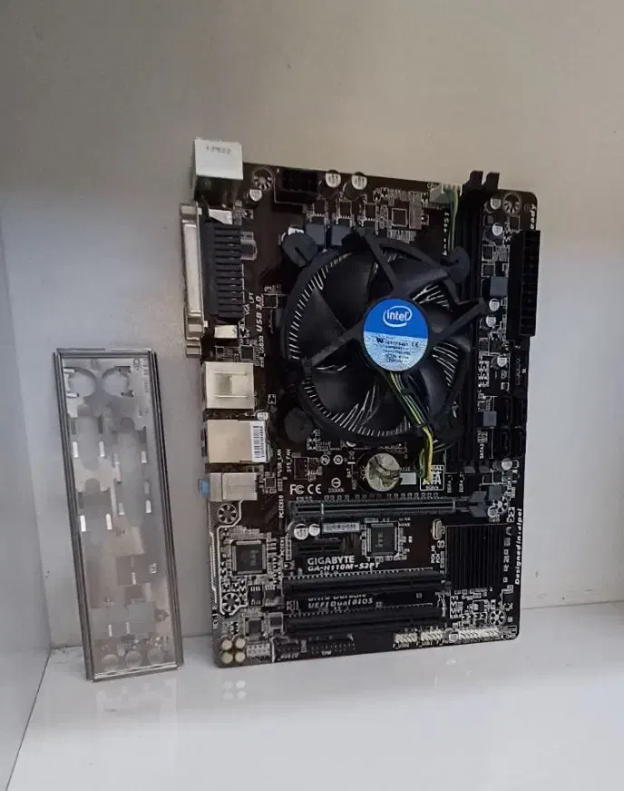 مادربرد H110 DDR4 I3 6100|قطعات و لوازم جانبی رایانه|شیراز, شهرک پرواز|دیوار