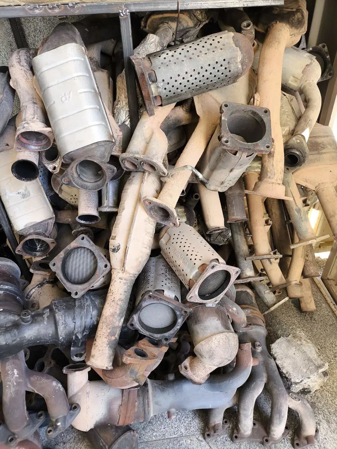 کاتالیست کاتالیزور|قطعات یدکی و لوازم جانبی|خرم‌آباد, |دیوار