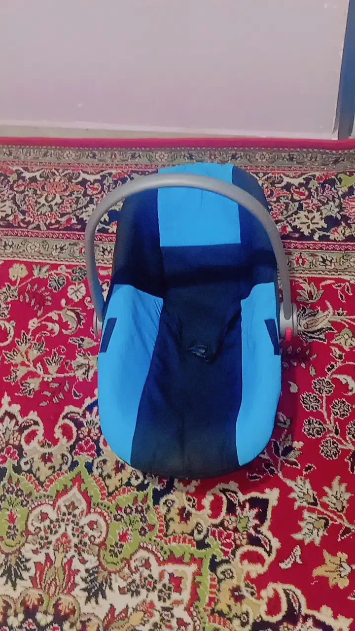 کریر|کالسکه و لوازم جانبی|صفادشت, |دیوار