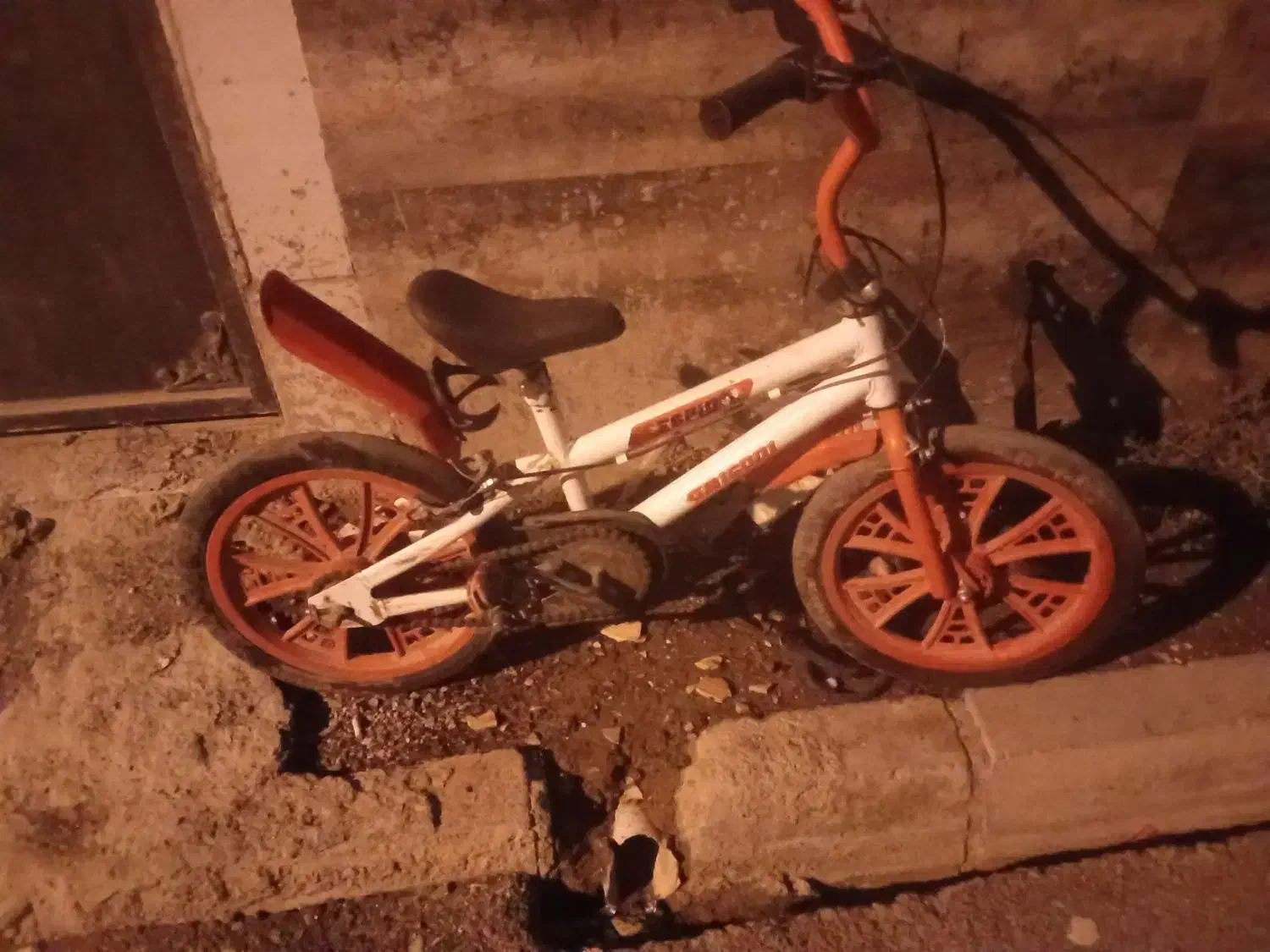 دوچرخه بچه گانه رینگ اسپرت ودوعددلاستیک سایز16|دوچرخه، اسکیت، اسکوتر|مشهد, فدک|دیوار