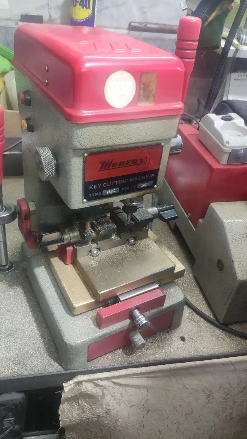 کلید سازی و تعمیرات قفل|خدمات پیشه و مهارت|تنکابن, |دیوار