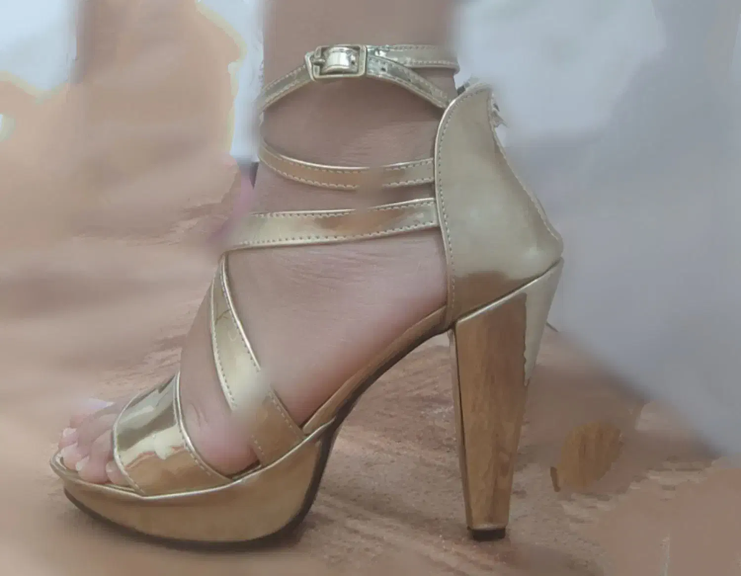 کفش دخترانه طلایی|کیف، کفش، کمربند|یامچی, |دیوار