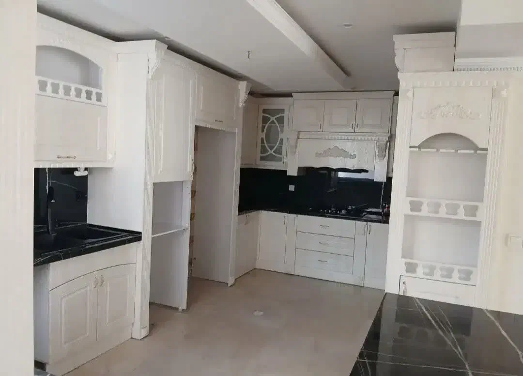 کابینت سفید صدفی دکور دار ((امیرعلی))|مصالح و تجهیزات ساختمان|سمنان, |دیوار