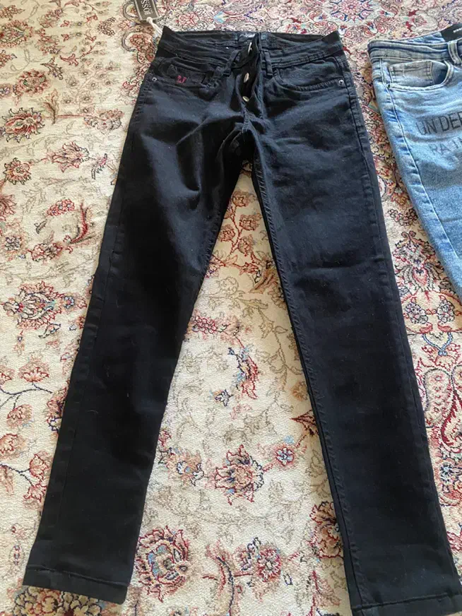 شلوار جین کت جین پیراهن کتانی مردانه|کیف، کفش، کمربند|پرند, فاز ۴|دیوار