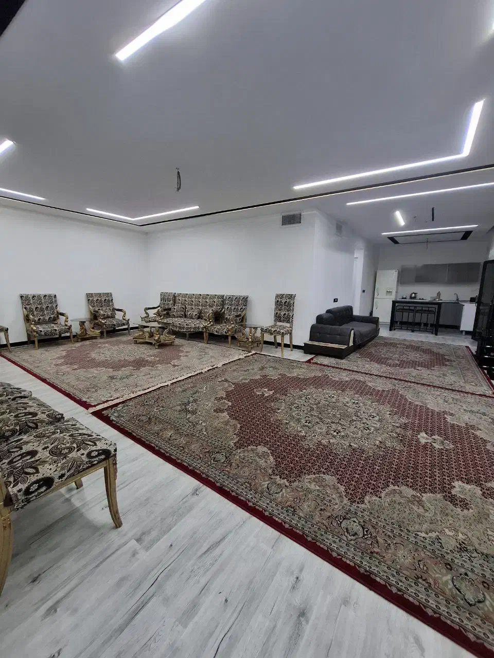 اجاره کوتاه مدت ویلای استخر دار|اجارهٔ کوتاه‌مدت ویلا و باغ|گلستان (تهران), |دیوار