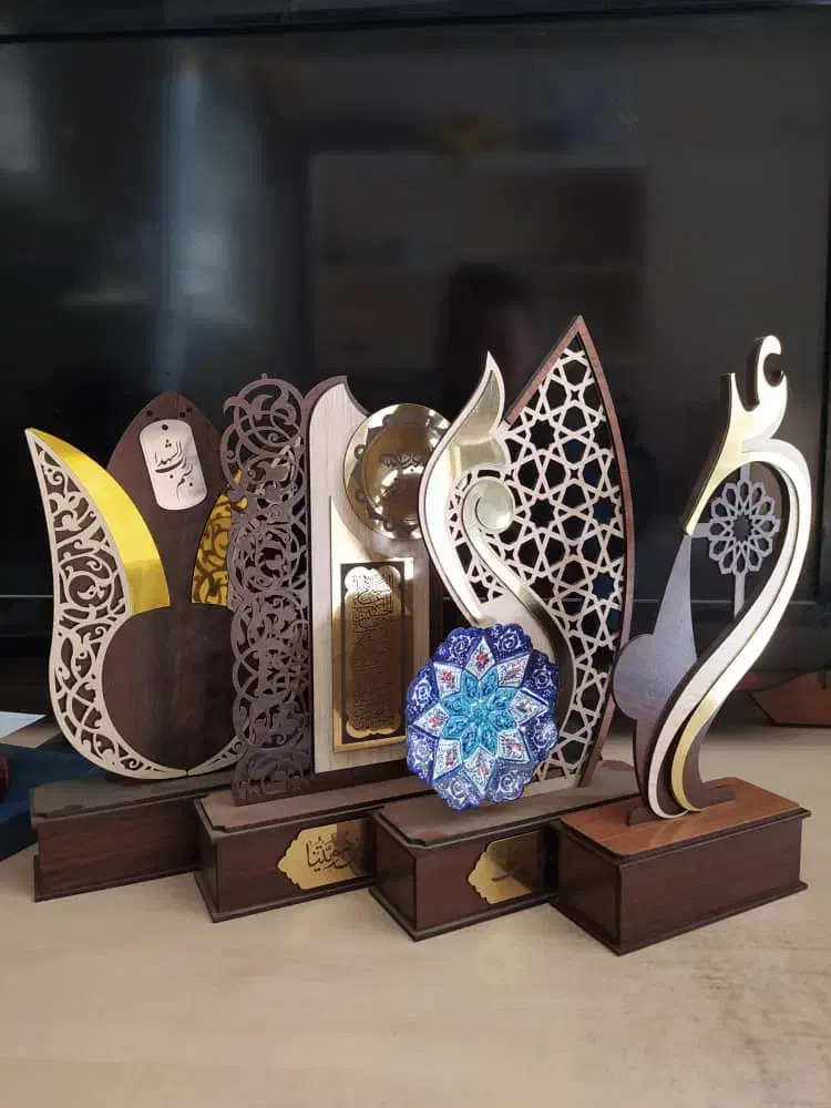 تندیس مناسبتی میناکاری|مجسمه، تندیس، ماکت|زاهدان, |دیوار