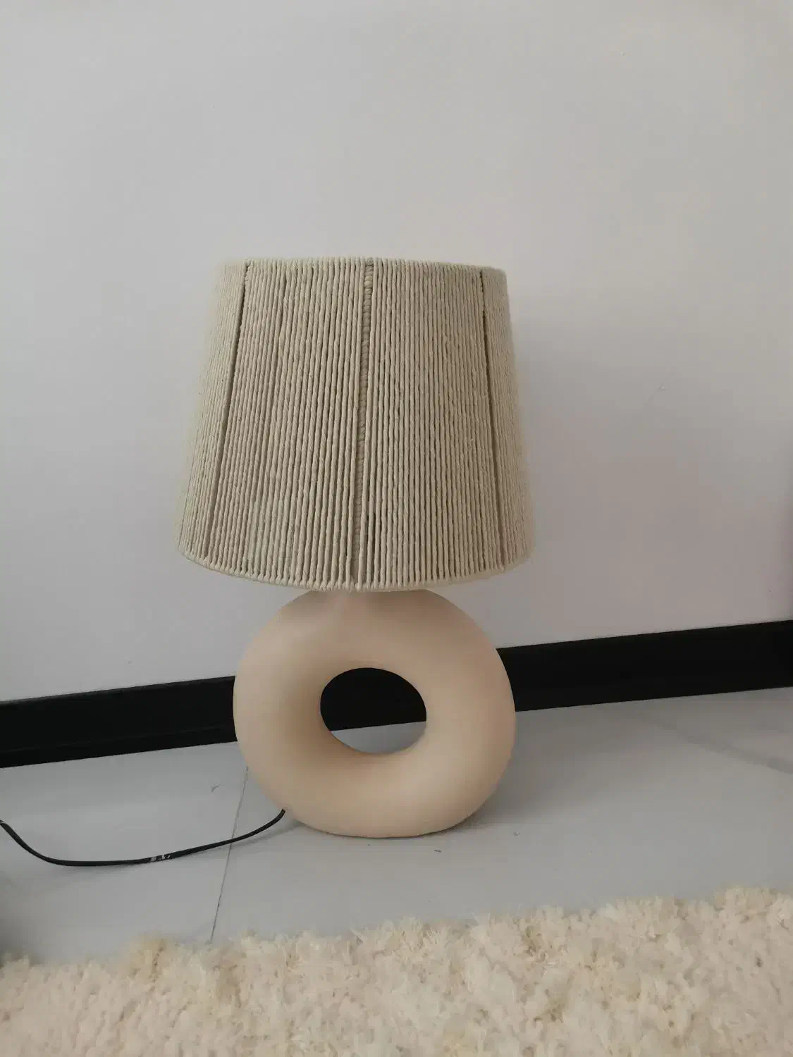 آباژور مینیمال دونات|چراغ خواب و آباژور|مشهد, الهیه|دیوار